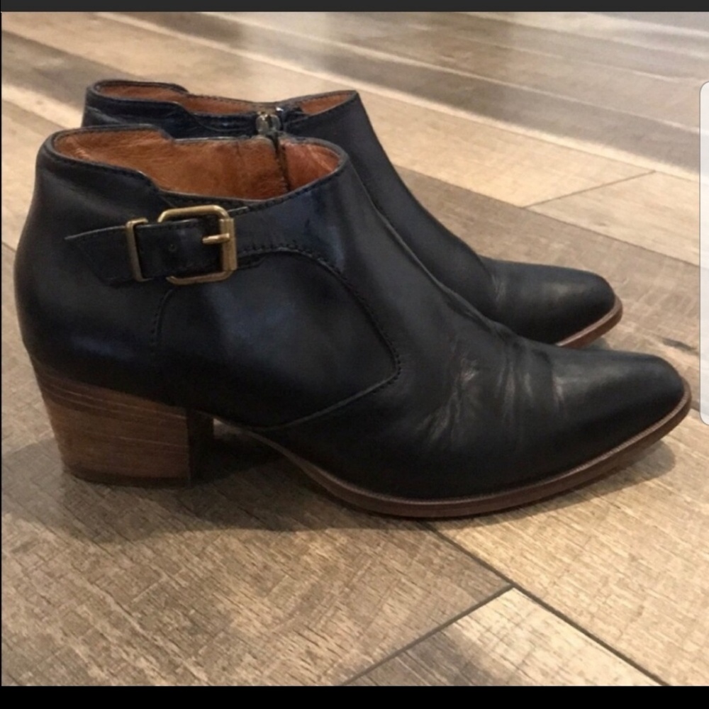 Authentic Black Leather Madwell boots 7.5